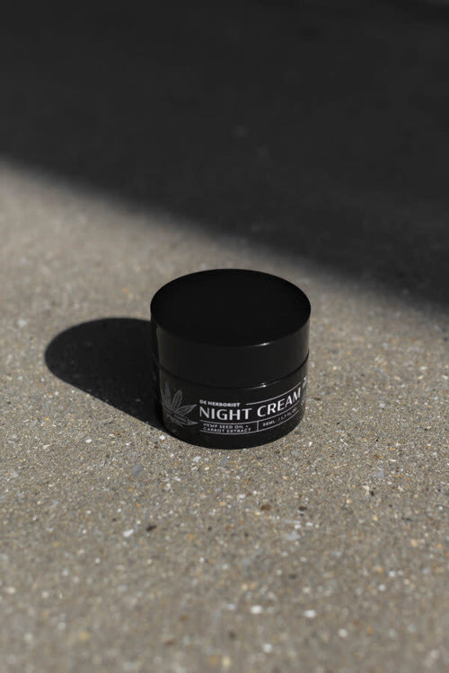 Anti-Aging Night Cream De Herborist | 50 ml - For skin that needs to recover, nourish, and relax at night.